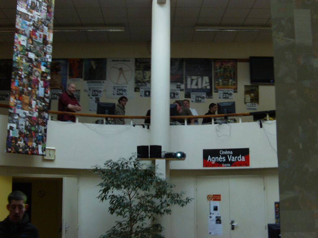 22 Presentation area 